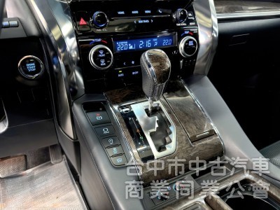2019年 TOYOTA ALPHARD 可全貸