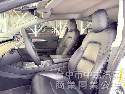 2022年 TESLA Model 3 LFP 可全貸