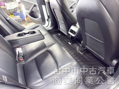 2022年 TESLA Model 3 LFP 可全貸