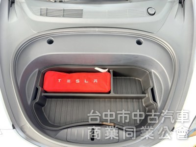 2022年 TESLA Model 3 LFP 可全貸