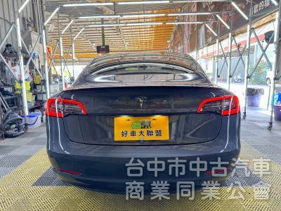 2022年 TESLA Model 3 LFP 可全貸