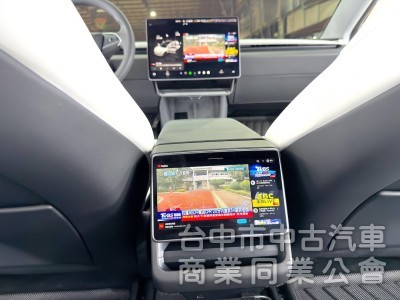 2025年 TESLA Model 3 SR 可全貸