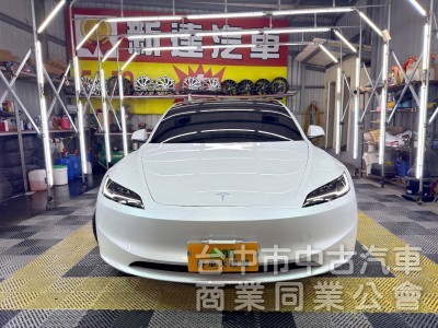 2025年 TESLA Model 3 SR 可全貸