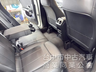 鑫達車業 2021年 BENZ GLA200 23P 可全貸