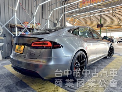 2023年 TESLA Model S Plaid 可全貸