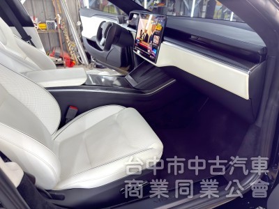 2023年 TESLA Model S Plaid 可全貸