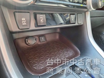 2022 TOYOTA RAV4 2.0 2WD