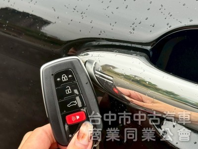 2022 TOYOTA CAMRY 2.5 油電