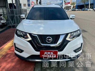 2018 X-Trail 玩美影音版 跑六萬