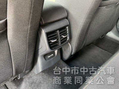 2022 Fabia 1.5 跑四萬多公里
