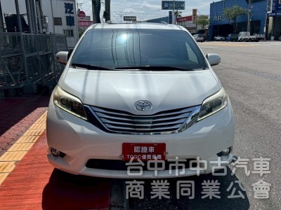 2017 Sienna 3.5 頂級 跑12萬多公里