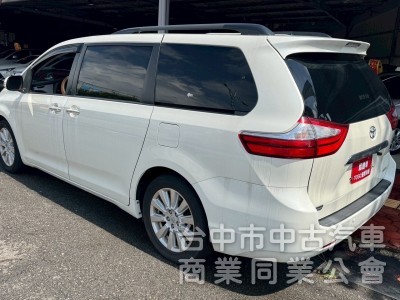2017 Sienna 3.5 頂級 跑12萬多公里