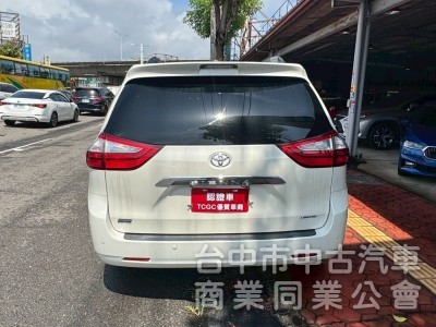2017 Sienna 3.5 頂級 跑12萬多公里