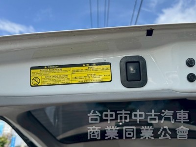 2017 Sienna 3.5 頂級 跑12萬多公里