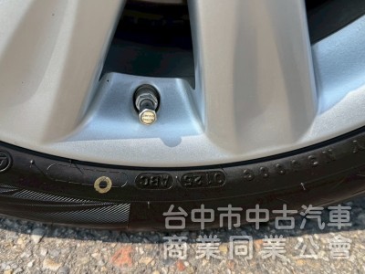 2013 小鴨 跑14萬多公里