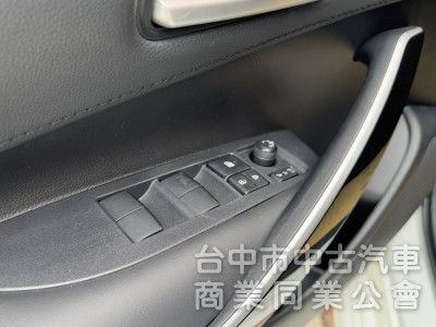 2021 Altis豪華 跑四萬多公里