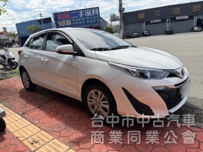2018 Yaris 豪華 跑九萬多公里