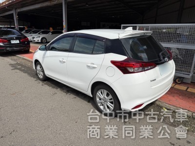 2018 Yaris 豪華 跑九萬多公里