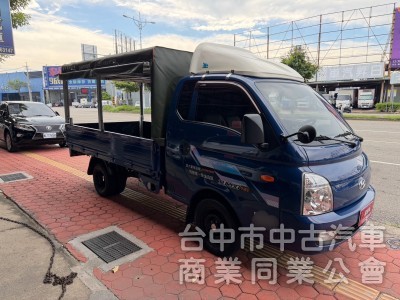 2019 小霸王 自排 跑八萬多 大單廂