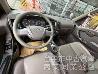 2019 小霸王 自排 跑八萬多 大單廂