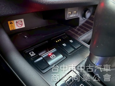 2022 RX300 旗艦 跑六萬