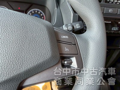 2022 A180 自排廂型車