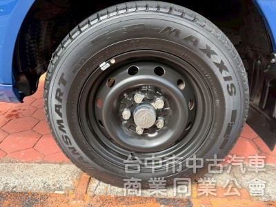 2024雙廂小霸王自排六人