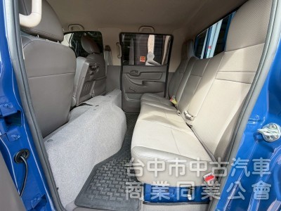 2024雙廂小霸王自排六人