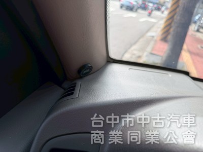 2024雙廂小霸王自排六人