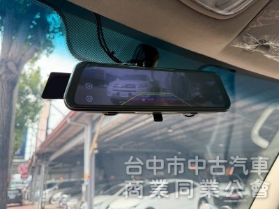 2024雙廂小霸王自排六人