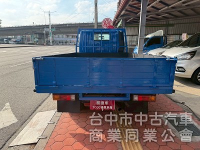 2010 堅達貨車 跑33萬多公里