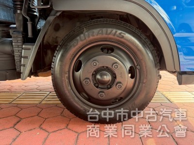 2010 堅達貨車 跑33萬多公里