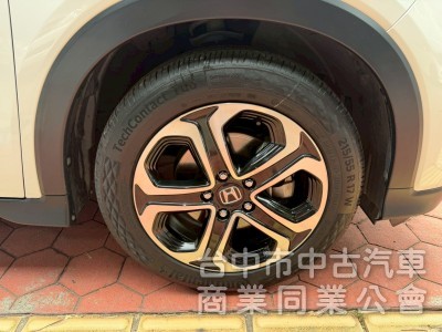 2018 HRV 1.8S 跑9萬多公里