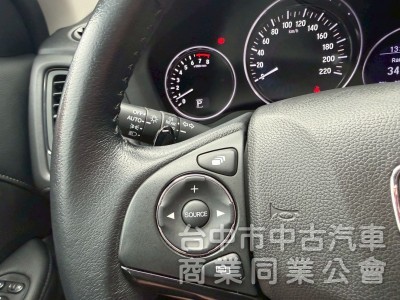 2018 HRV 1.8S 跑9萬多公里