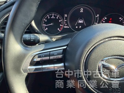 2022 Mazda3 跑三萬多