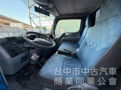2012 堅達貨車 14.5呎 尾門