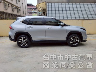 2024 Yaris Cross 酷動版