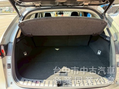 2016 NX200t豪華版 跑十一萬公里