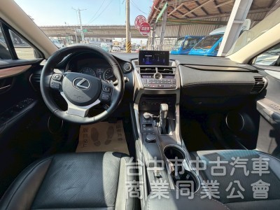2016 NX200t豪華版 跑十一萬公里