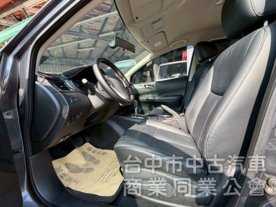 2017 iTiida 1.6旗艦 跑四萬多