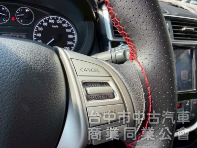 2017 iTiida 1.6旗艦 跑四萬多