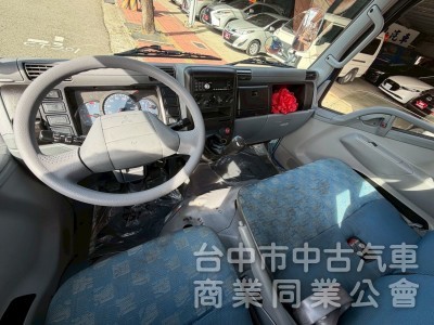 2012堅達十四呎半 跑十二萬多公里