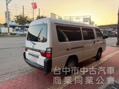 2023 得利卡廂型車 跑三萬多公里