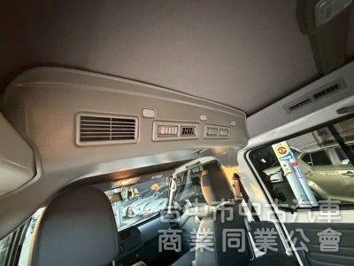 2023 得利卡廂型車 跑三萬多公里