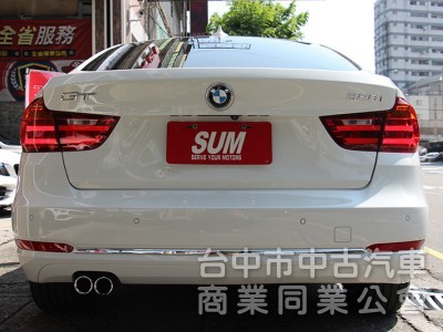 ✅全車原漆✅升級電尾門✅氣氛燈✅無線CARPLAY⭕正14年 328I GT總代理✅升降尾翼 全景天窗 可全貸 無漏油