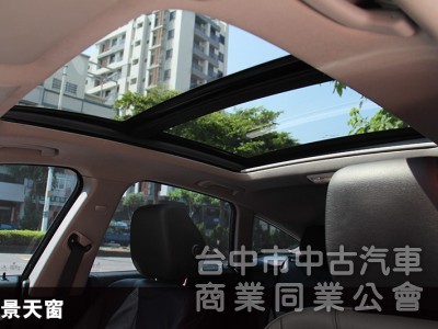 ✅全車原漆✅升級電尾門✅氣氛燈✅無線CARPLAY⭕正14年 328I GT總代理✅升降尾翼 全景天窗 可全貸 無漏油