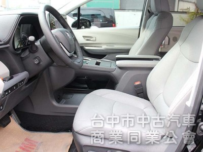 總代理鉑金版✅僅跑7千⭕現車在店免等待⭕新車利率✅JBL音響✅抬頭顯示器✅記憶座椅✅後座影音✅無線充電盤✅JBL音響