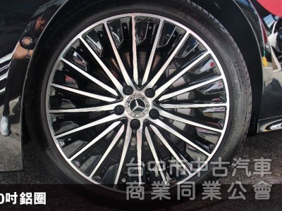 ✅正24年全新大改款✅大大滿配現場近10台可參考⭕四輪傳動⭕後輪轉向⭕氣壓懸吊⭕P20輔助✅多光束✅新車保固✅新車利率