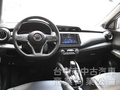 ⭕買車可帶現金回家⭕旗艦版⭕全原鈑件/保固中✅免鑰匙✅LED頭燈✅360度環景✅定速✅恆溫✅盲點✅CARPLAY