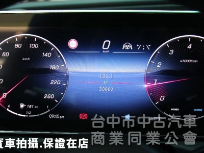 ⭕市場稀有⭕正23年出廠⭕AMG頂規大滿配✅四輪傳動 ✅23P輔助駕駛 ✅多光束頭燈 ✅夜色 ✅抬顯 ⭕未領牌 